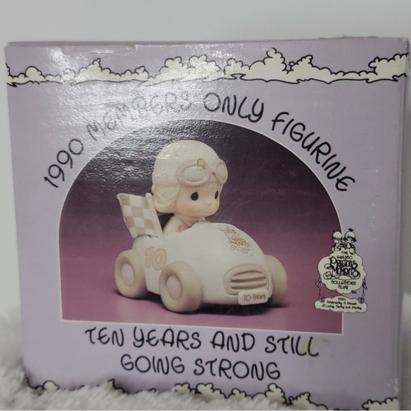 TEN YEARS & STILL GOING STRONG  1990 MEMBERS ONLY PRECIOUS MOMENTS #901 - Picture 5 of 6